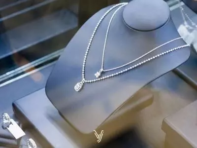 Tips Memilih Kalung Berlian yang Cocok untuk Acara Spesial