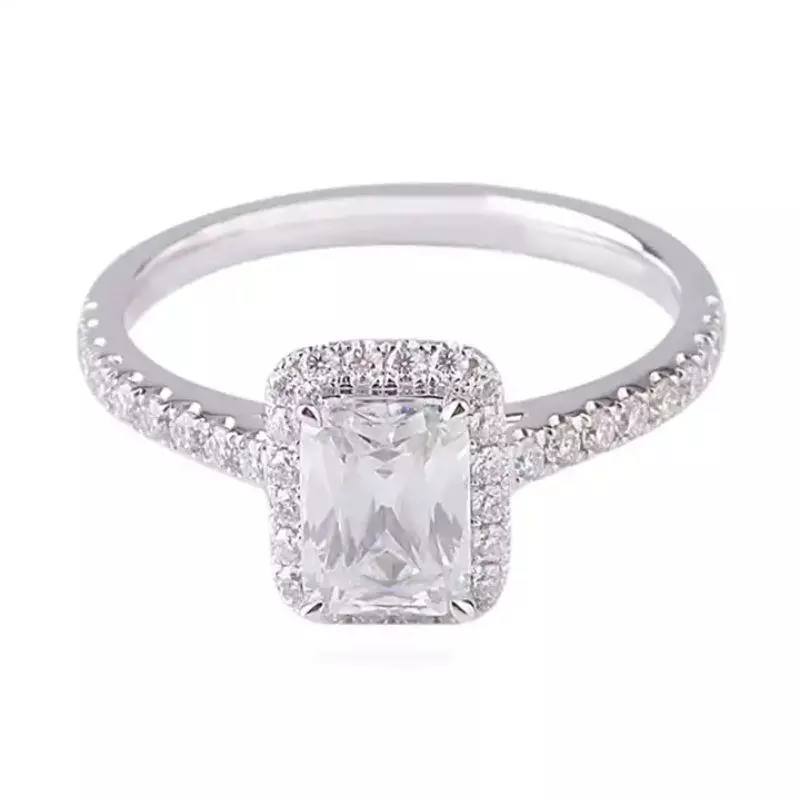 Perhiasan Halo Setting