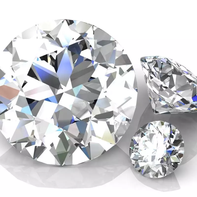 Memahami 4C Berlian Cut, Carat, Color, dan Clarity