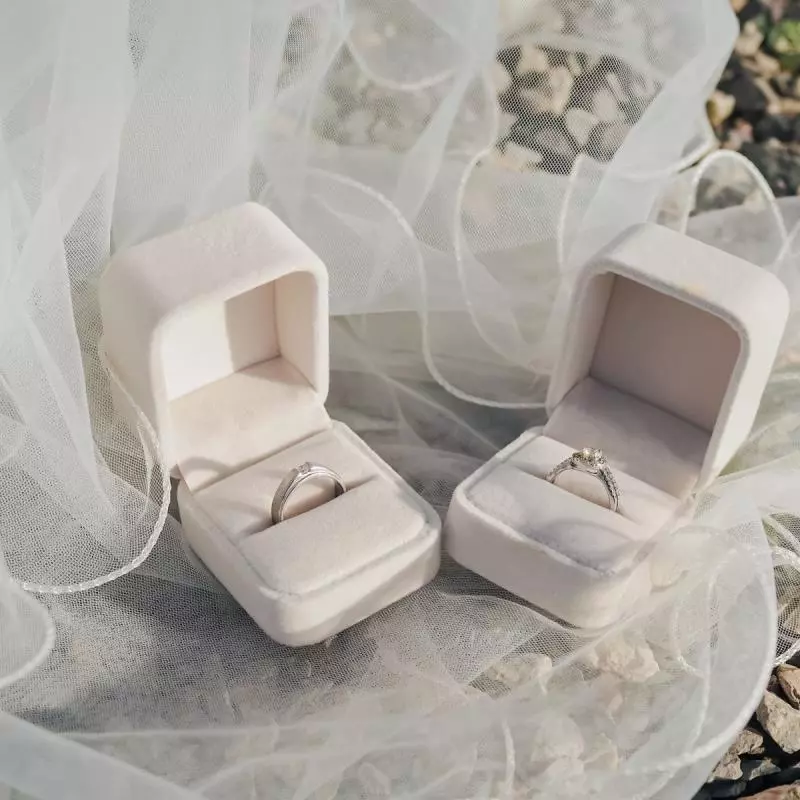 4. Menentukan Budget dan Kualitas Cincin